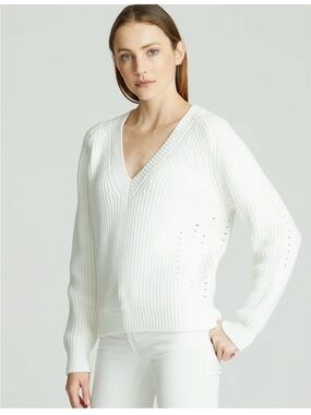 Aether Keaton V-Neck Ribbed Knit Sweater - White